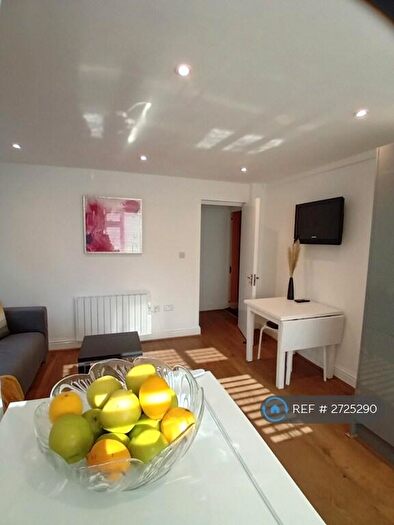 1 Bedroom Flat To Rent In Broadfield Crescent, Folkestone, CT20