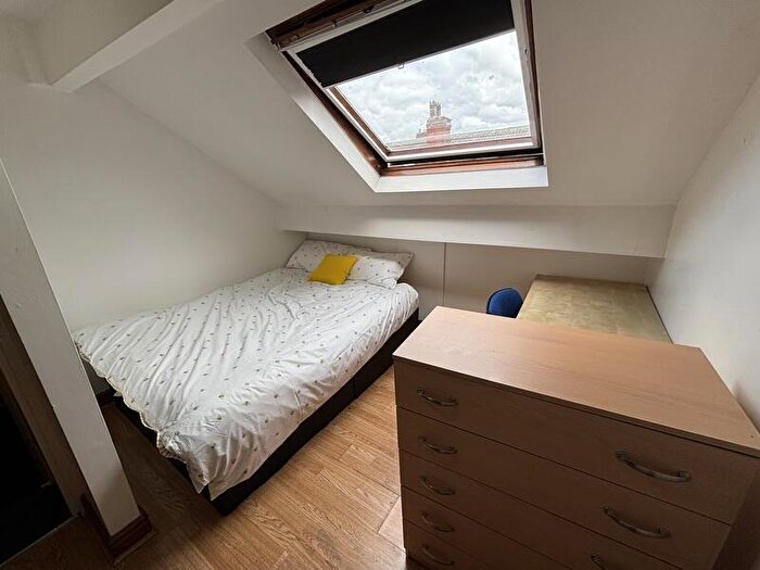 4 Bedroom Terraced House To Rent In Branksome Place, Hyde Park, Leeds, LS6