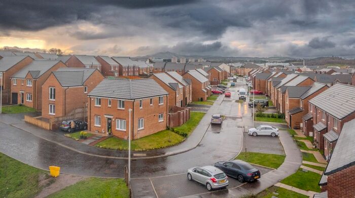 3 Bedroom Flat To Rent In Kane Wynd, Edinburgh, Midlothian, EH16