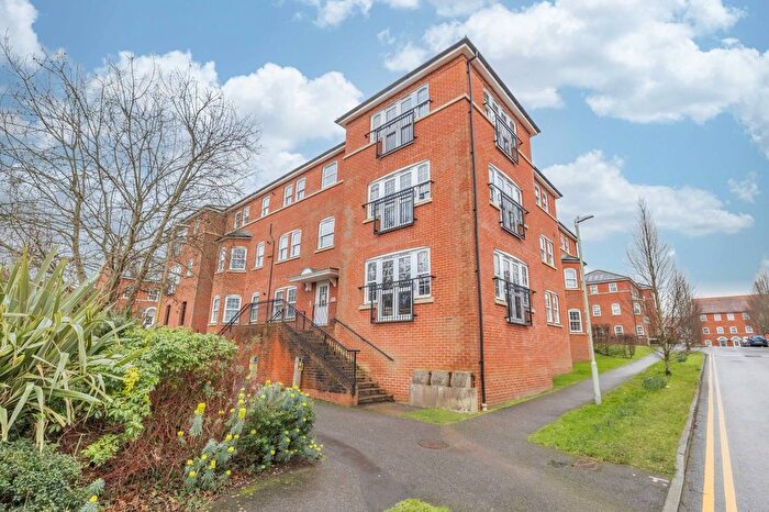 2 Bedroom Flat For Sale In George Roche Road, Canterbury, CT1