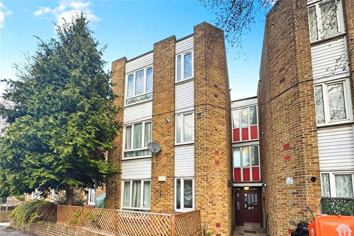 1 Bedroom Flat For Sale In King Street, London, E13