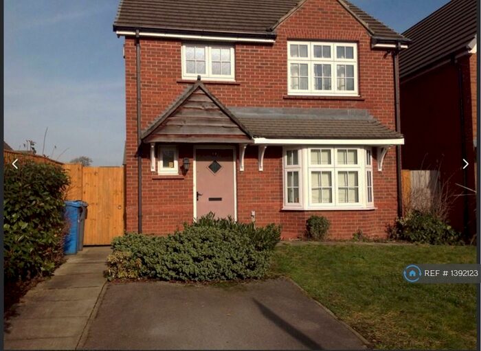 3 Bedroom Detached House To Rent In Ashville Terrace, Manchester, M40