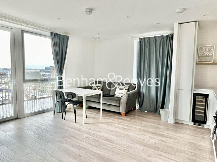 2 Bedroom Apartment To Rent In Belgrave Road, Wembley, HA0