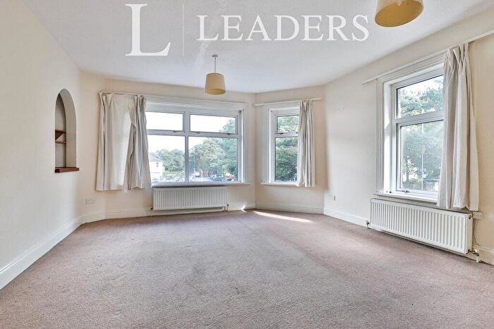 2 Bedroom Flat To Rent In Haven Road, Poole, BH13