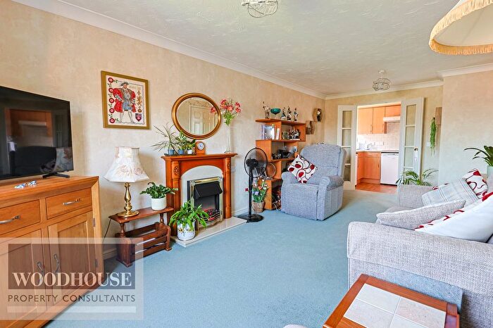 1 Bedroom Flat For Sale In High Street, Cheshunt, EN8