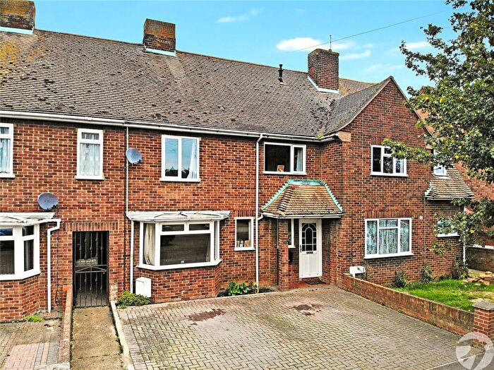 3 Bedroom Terraced House For Sale In Rookery Crescent, Cliffe, Rochester, Kent, ME3