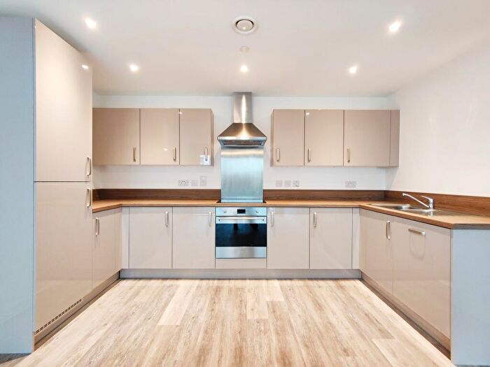 2 Bedroom Apartment To Rent In Geoffrey Watling Way, Norwich, NR1