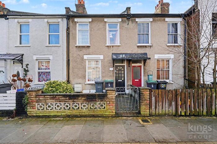2 Bedroom House For Sale In Poynton Road, London, N17