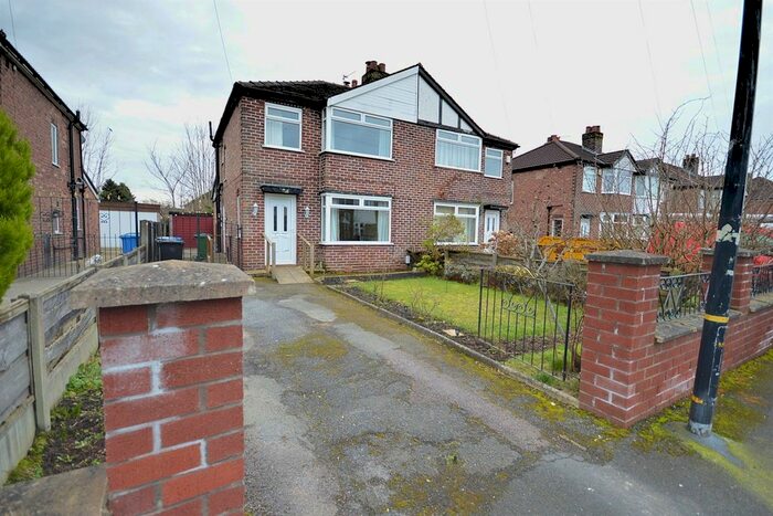 3 Bedroom Semi-Detached House To Rent In Ollerton Avenue, Sale, M33