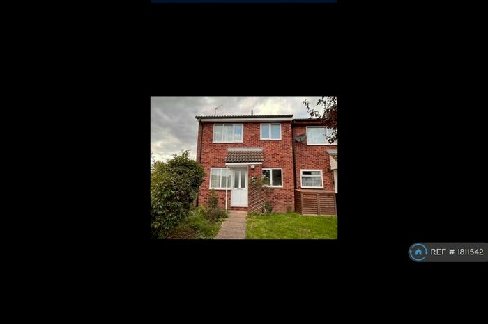 1 Bedroom End Of Terrace House To Rent In Warren Avenue, Leicester, LE4