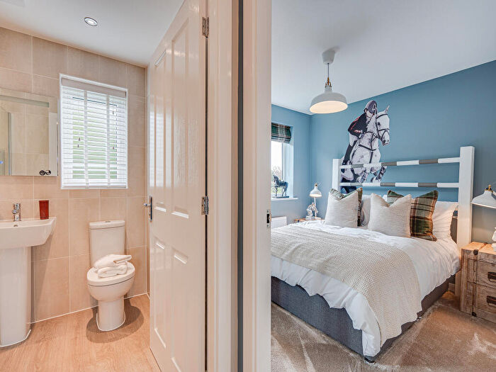 4 Bedroom Detached House For Sale In Rainton Gardens, Black Boy Road, Chilton Moor, Durham, DH4