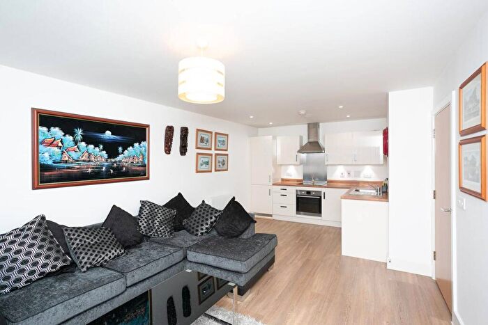 2 Bedroom Flat To Rent In Evans House, , Hemel Hempstead, HP3