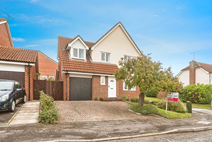 4 Bedroom Detached House For Sale In Finbeck Way, Lower Earley, Reading, RG6