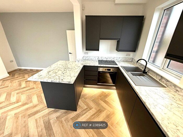 3 Bedroom Semi-Detached House To Rent In Field Head Lane, Birstall, Batley, WF17