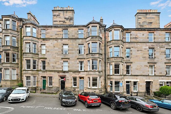 2 Bedroom Flat For Sale In Montpelier Park, Edinburgh, EH10