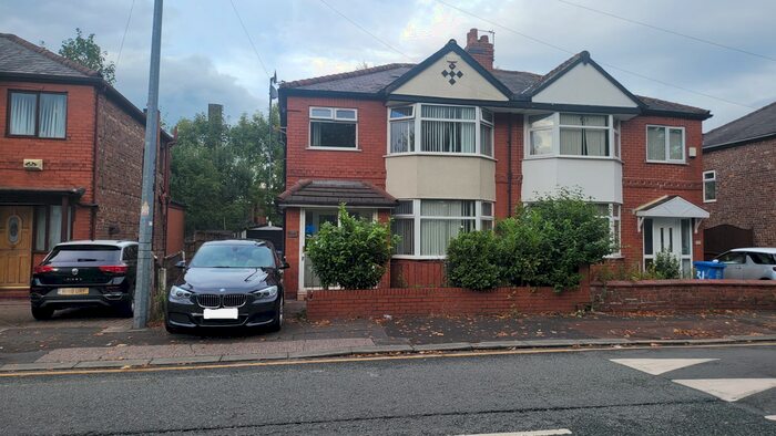 3 Bedroom Semi-Detached House To Rent In Great Stone Road, Old Trafford, M32