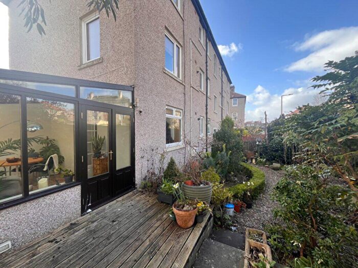 2 Bedroom Flat For Sale In / Sighthill Drive, Edinburgh, EH11