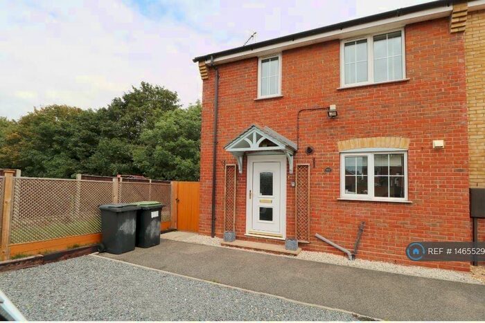 2 Bedroom End Of Terrace House To Rent In Bramling Way, Sleaford, NG34