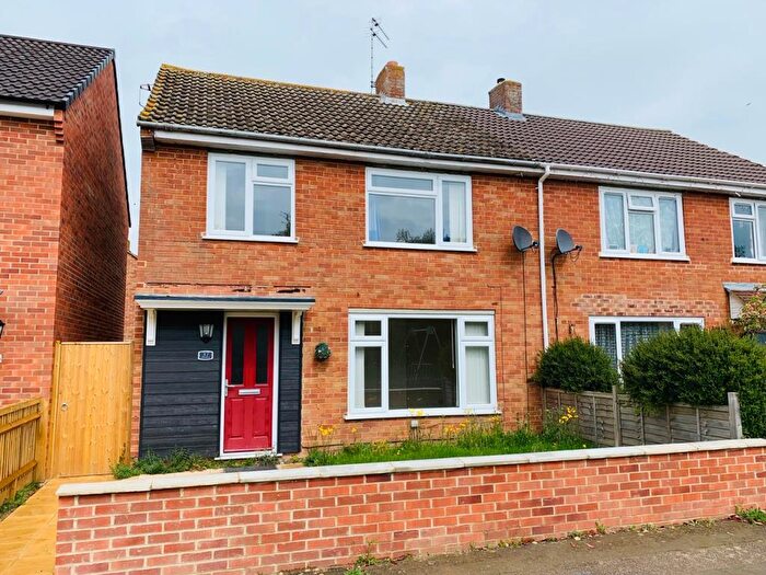 3 Bedroom Semi-Detached House To Rent In Drayton, Oxfordshire, OX14