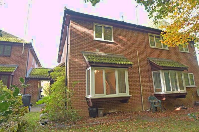 1 Bedroom House To Rent In Langtons Meadow, SL2