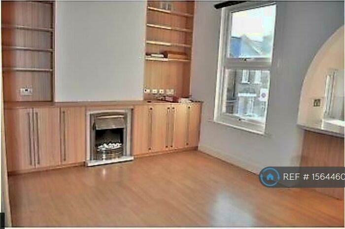 1 Bedroom Maisonette To Rent In Crown Road, Morden, SM4