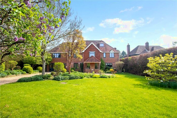 5 Bedroom Detached House To Rent In Kilham Lane, Winchester, Hampshire, SO22