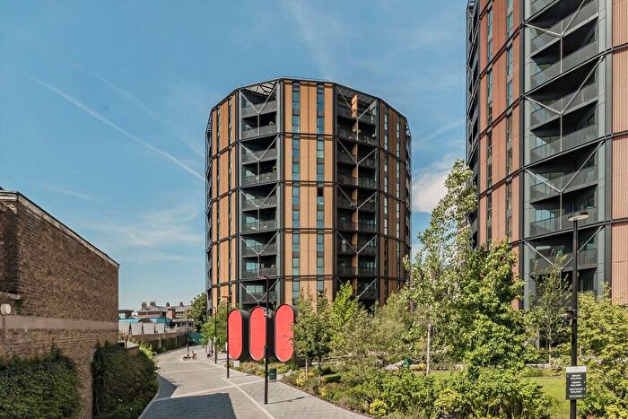 1 Bedroom Flat To Rent In Marian Place, Hackney, E2
