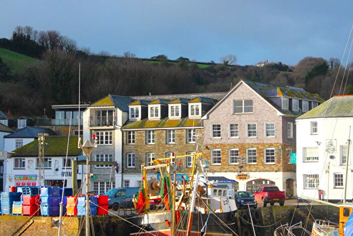 2 Bedroom Flat For Sale In Quay House, Middle Wharf, Mevagissey, Cornwall, PL26