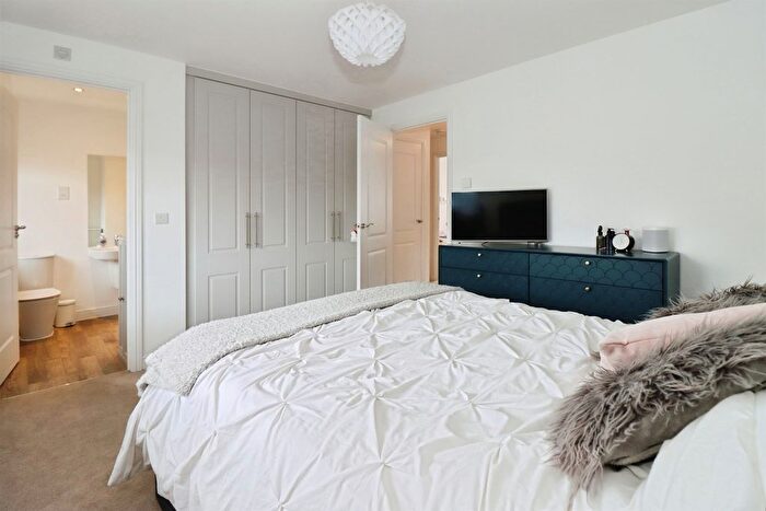 3 Bedroom Terraced House For Sale In Mustoe Road, Frenchay, Bristol, BS16