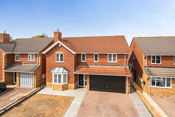 4 Bedroom Detached House For Sale In Killams Green, Taunton, TA1