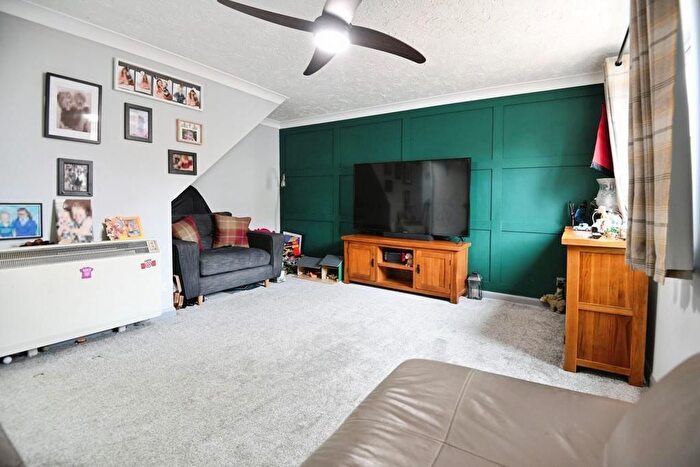 3 Bedroom End Of Terrace House For Sale In Aylmer Drive, Tilney St Lawrence, PE34
