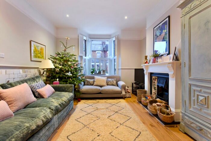 4 Bedroom Terraced House To Rent In Ponsard Road London, NW10