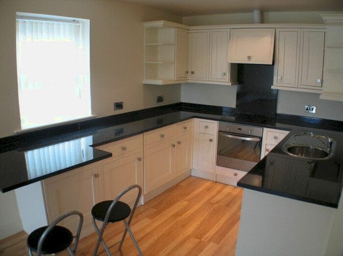 2 Bedroom Flat To Rent In Hargreave Terrace, Darlington, DL1