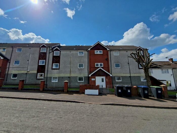2 Bedroom Flat To Rent In Foxsedge House, Longwood Road, Rednal, B45