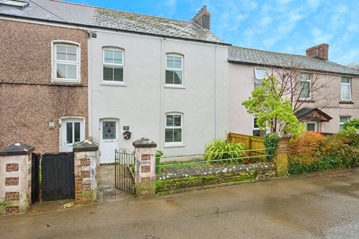 3 Bedroom Terraced House For Sale In Belle Vue Road, Plymouth, PL9