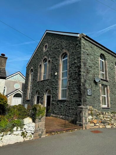 3 Bedroom Semi-Detached House To Rent In Capel Brynrefail, Brynrefail, Caernarfon, LL55