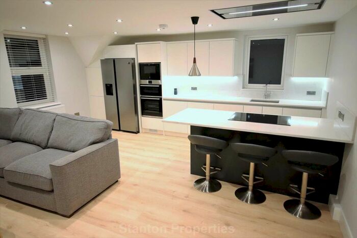 2 Bedroom Flat To Rent In Clyde Road, Manchester, M20