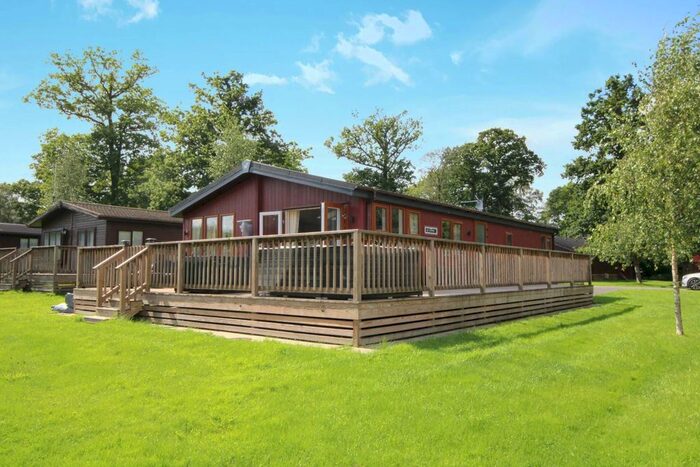 3 Bedroom Park Home For Sale In Juniper Lodge, Oakwood, Rudding Park, Harrogate, HG3