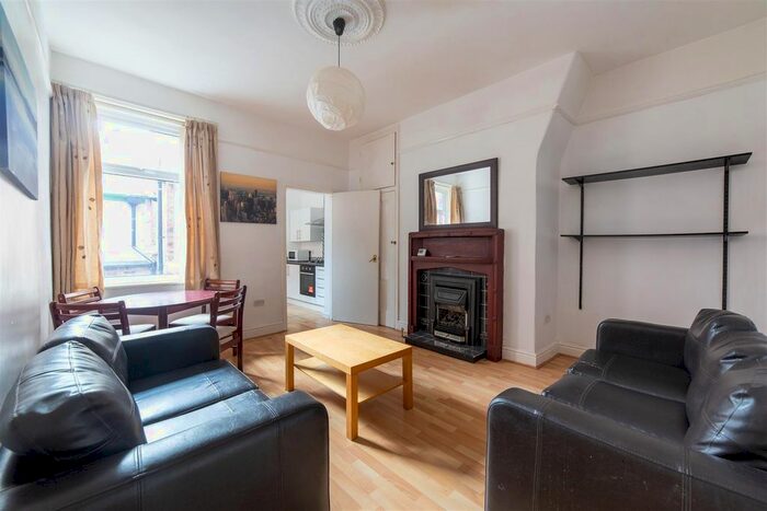 2 Bedroom Flat To Rent In Warton Terrace, Heaton, NE6