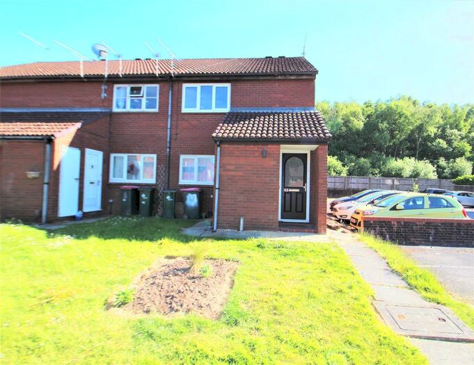 1 Bedroom Maisonette To Rent In Guernsey Close, Crawley, RH11