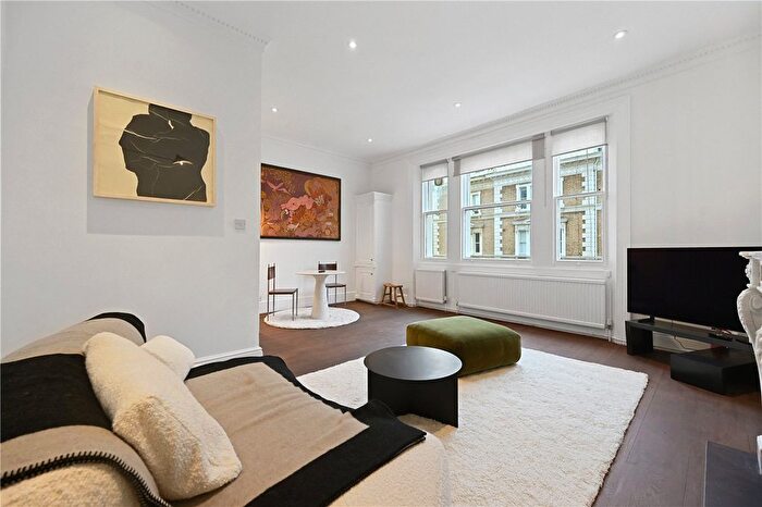 1 Bedroom Flat To Rent In Clanricarde Gardens, London, W2