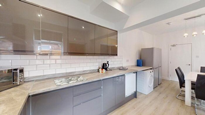 6 Bedroom House To Rent In Shoreham Street, Sheffield, S2