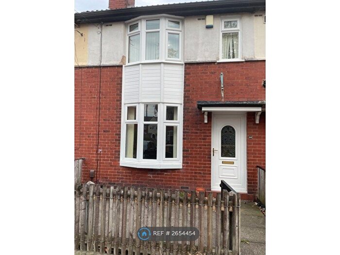 2 Bedroom Terraced House To Rent In Oban Grove, Bolton, BL1