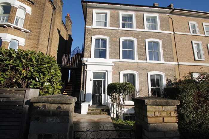 4 Bedroom Flat To Rent In Belvedere Road, London, SE19