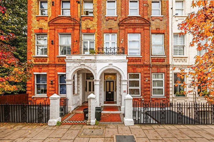 Studio To Rent In Warwick Road, SW5