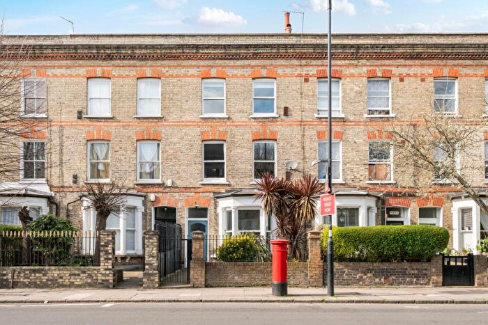 5 Bedroom Terraced House To Rent In St. John's Way London, N19