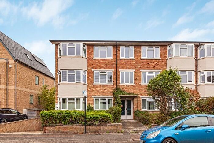 2 Bedroom Flat To Rent In Water Eaton Road, Oxford, OX2