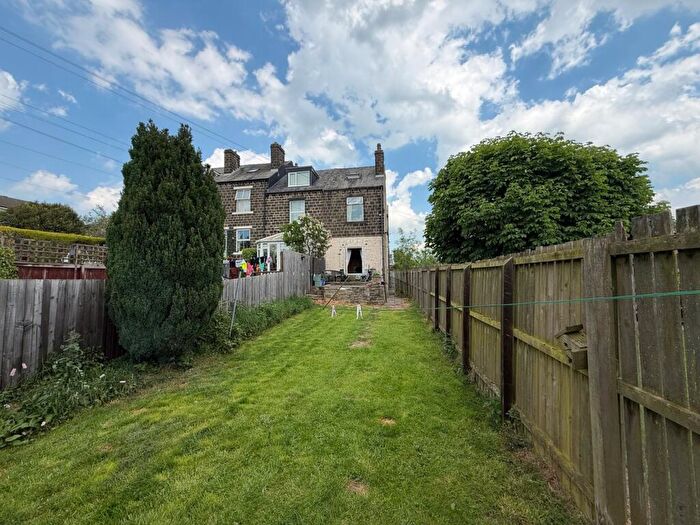 4 Bedroom End Of Terrace House For Sale In West View, Eldwick, Bingley, BD16