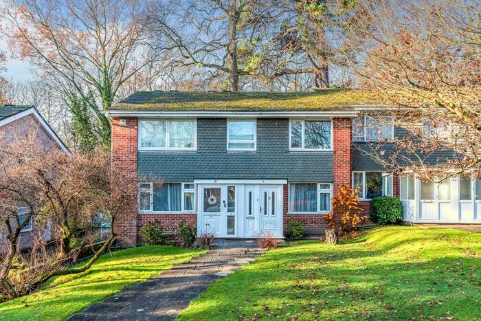 2 Bedroom Flat To Rent In Redwood Way, Southampton, SO16