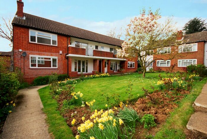 2 Bedroom Maisonette To Rent In The Avenue, Beckenham, BR3